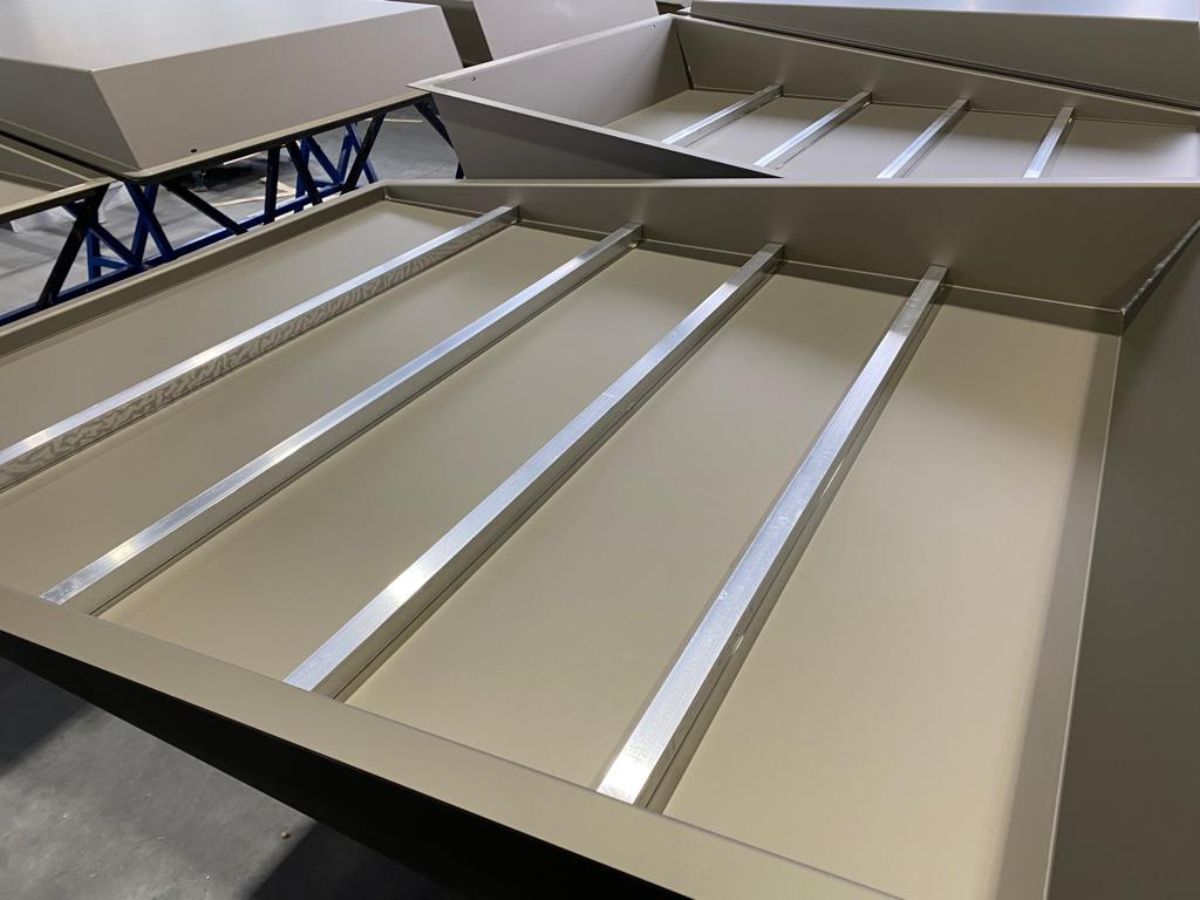 Alupass - Brackets, flashing, copings and louvres