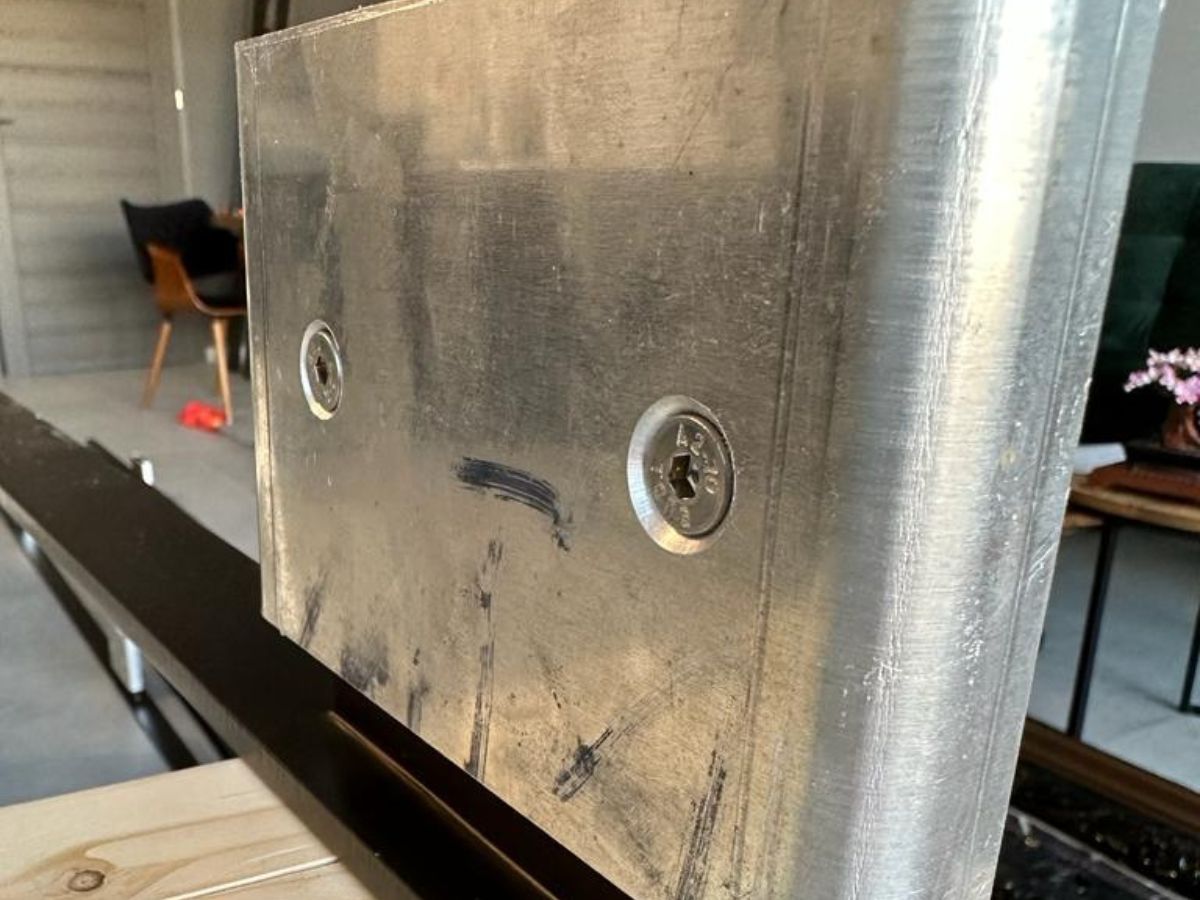 Alupass - Brackets, flashing, copings and louvres