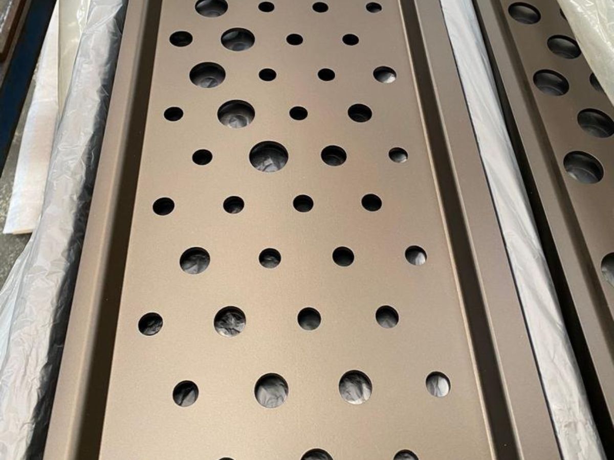 Alupass - CNC treatment
